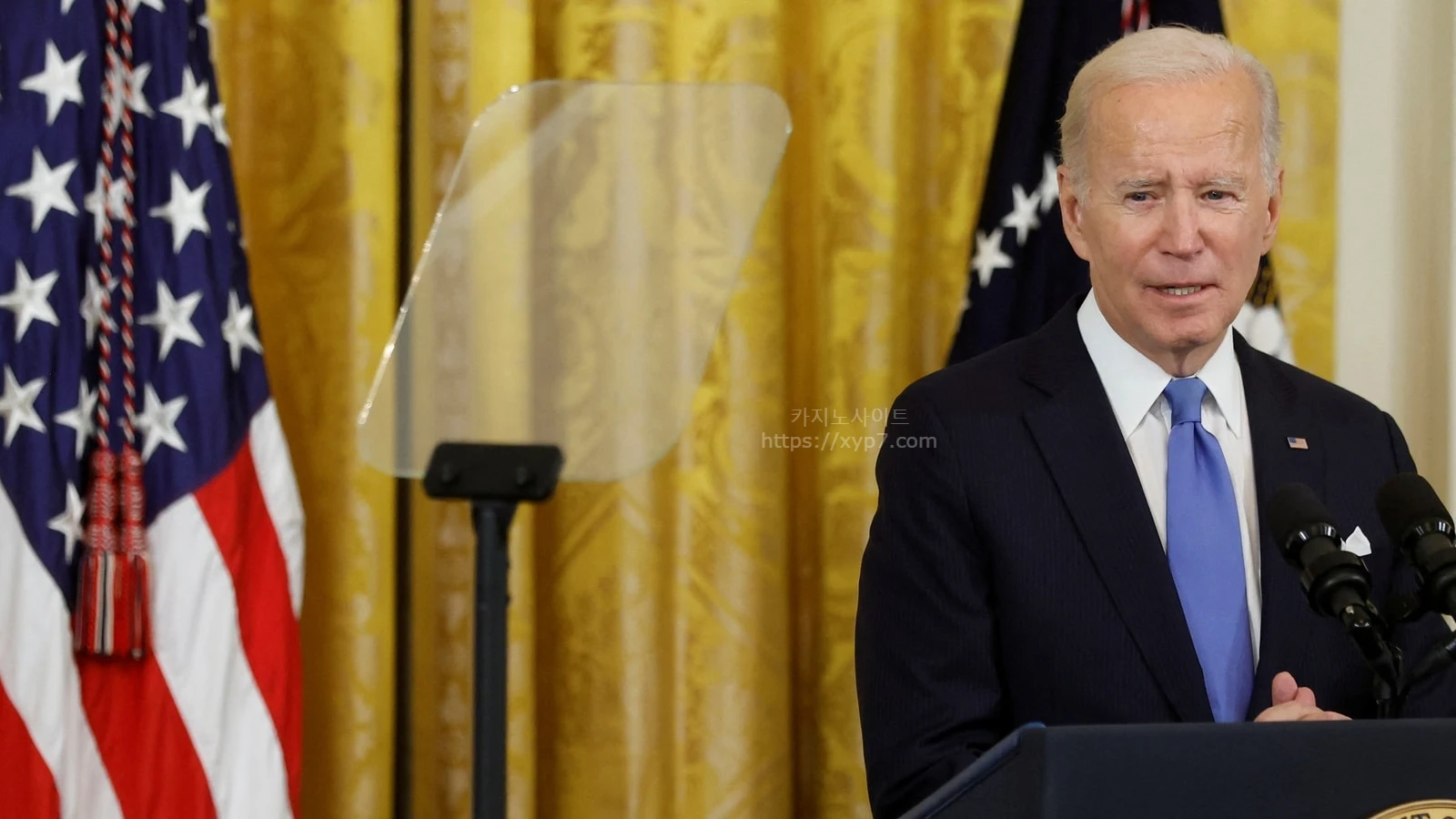 Biden attacks allegations of Russian meddling in Ukraine, bans new law